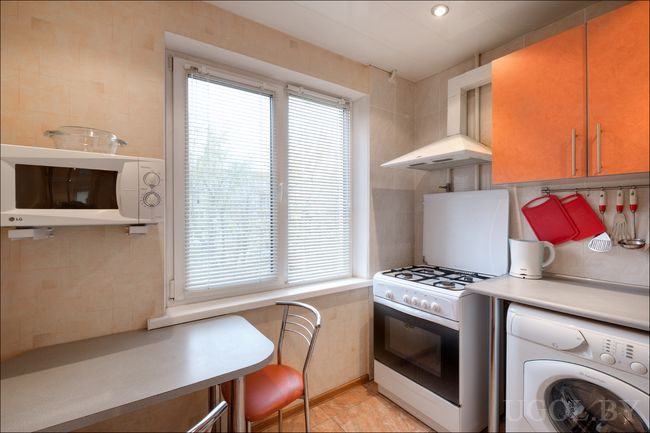 ����� � ������������� �������� �� ����� �� ��. ���������, �. 32 � ������ ������